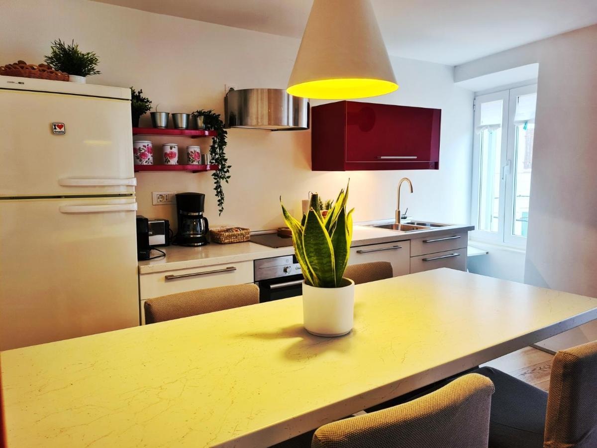 Ferienwohnung Smilje 2 Rovinj Exterior foto